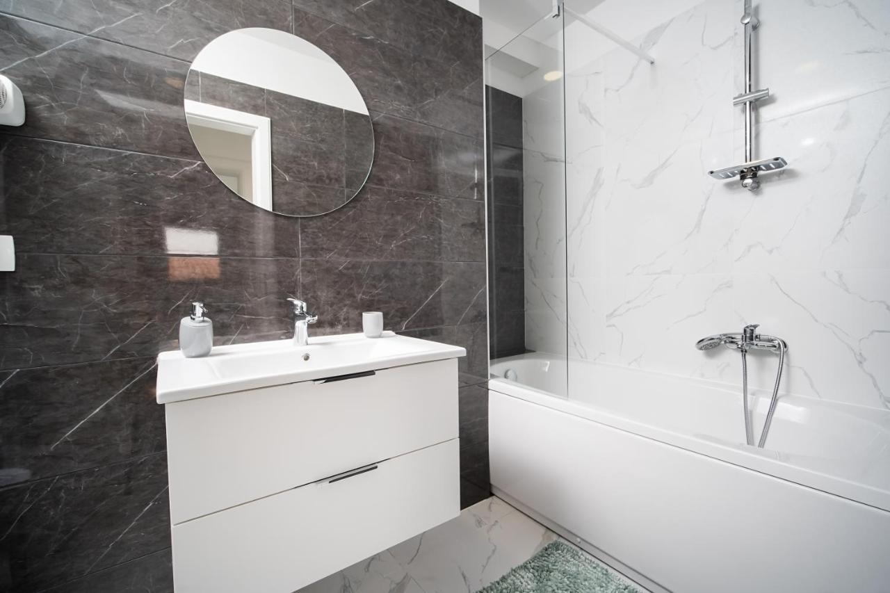 Villa Apartments Lela Rabac Ngoại thất bức ảnh