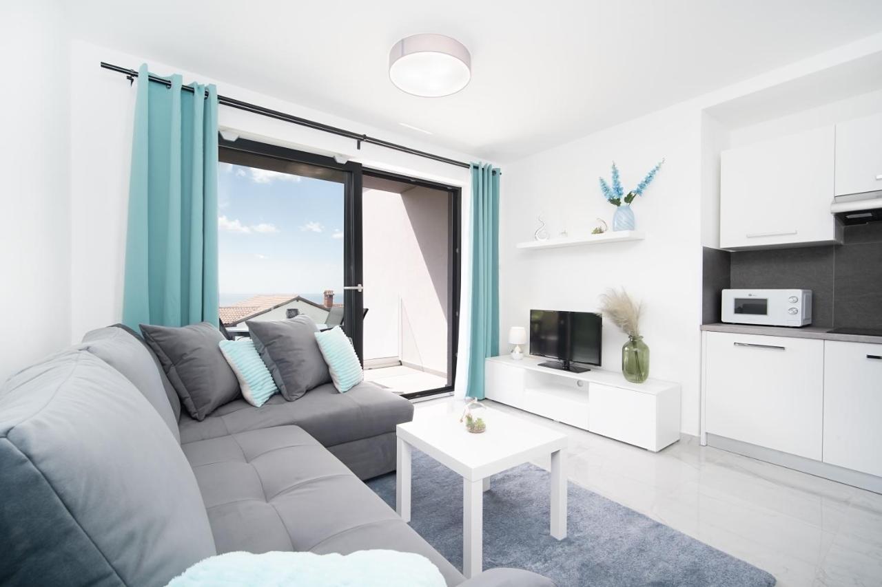 Villa Apartments Lela Rabac Ngoại thất bức ảnh